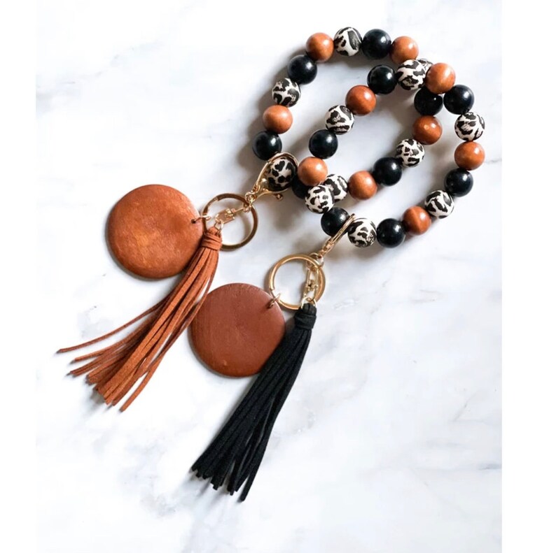 Leopard and Wood Beaded Bracelet Keyring + Tassel and Wooden Disc